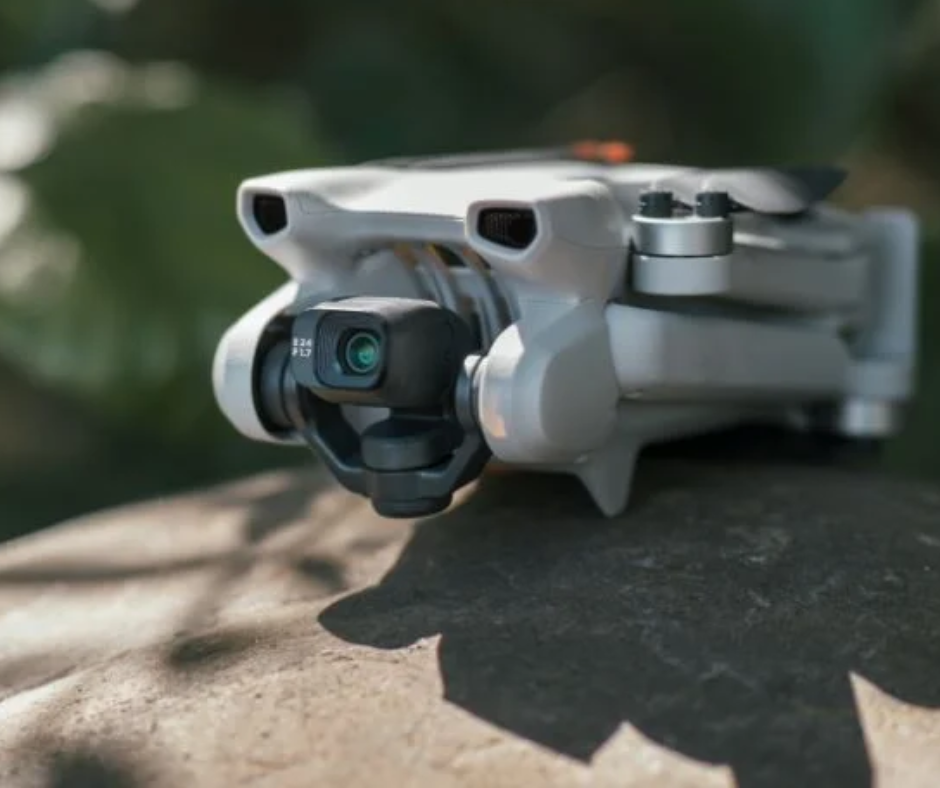 DRON DJI MINI 3